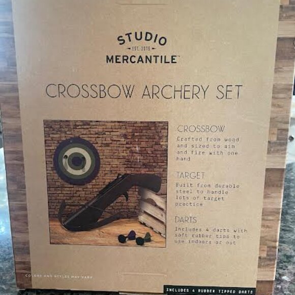 Rubber Dart Crossbow Archery Set, Incl. Crossbow, Target and Darts - Picture 10 of 11